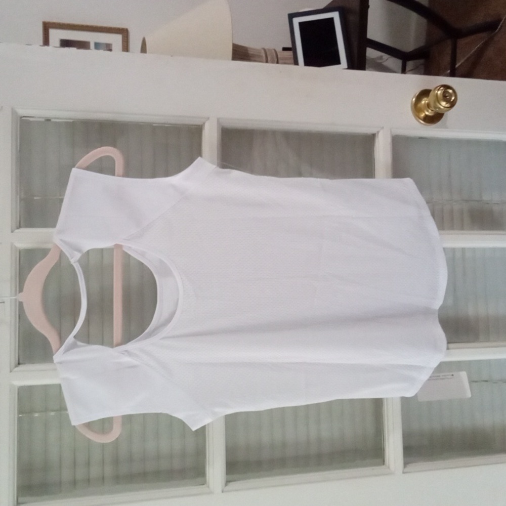 ♥️ NWT Ladies Cootry White Sleeveless Top Size Small